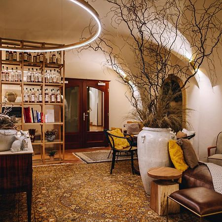 Kounicky Dvur Hotel Dolni Kounice Luaran gambar
